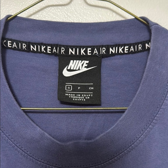 Nike Air Navy Blue Cropped T-Shirt - Picture 2 of 3